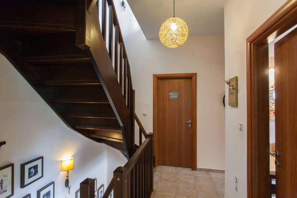 Nikolis Vacation House Vrísai 외부 사진